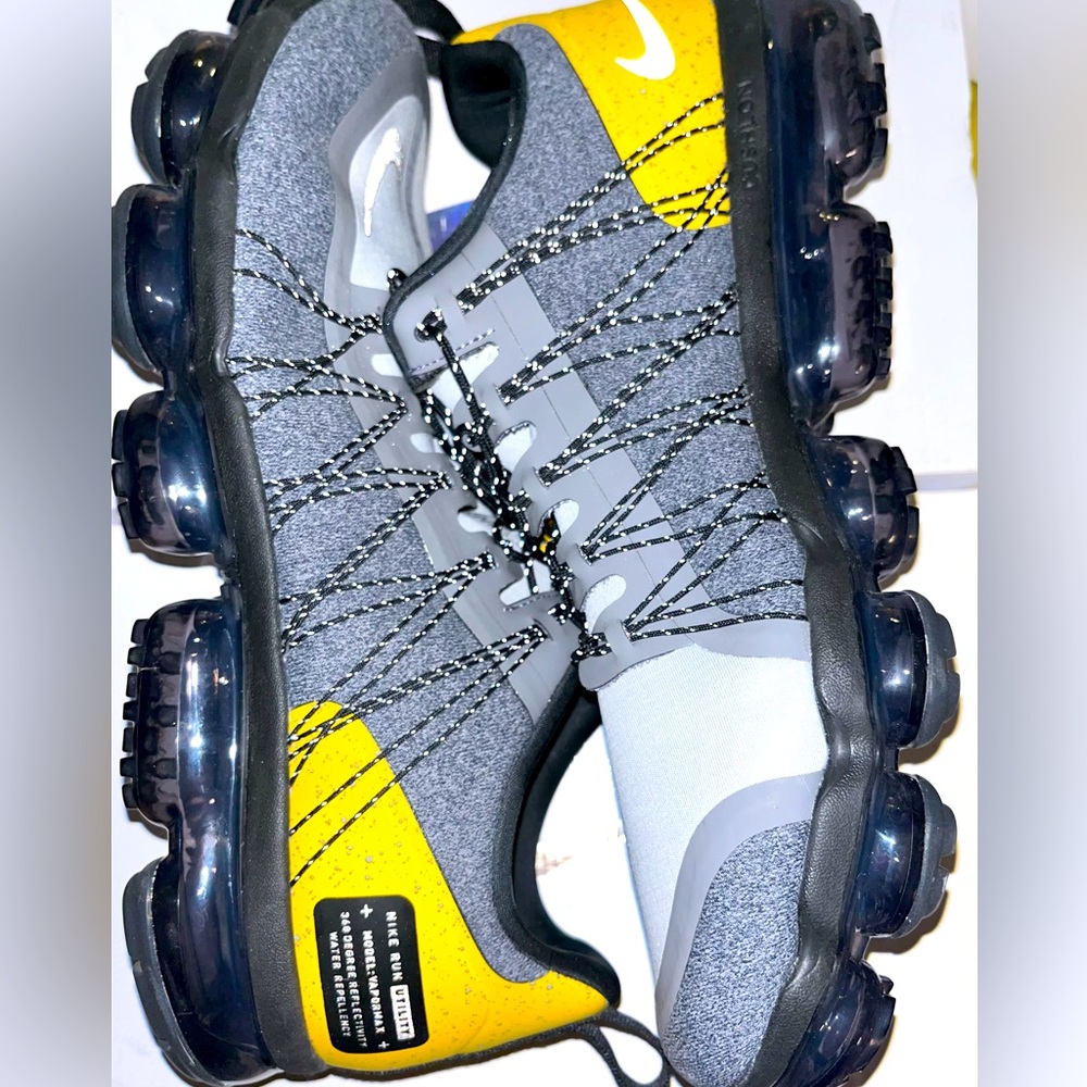 Nike Air Vapormax Utility - AQ8810-010